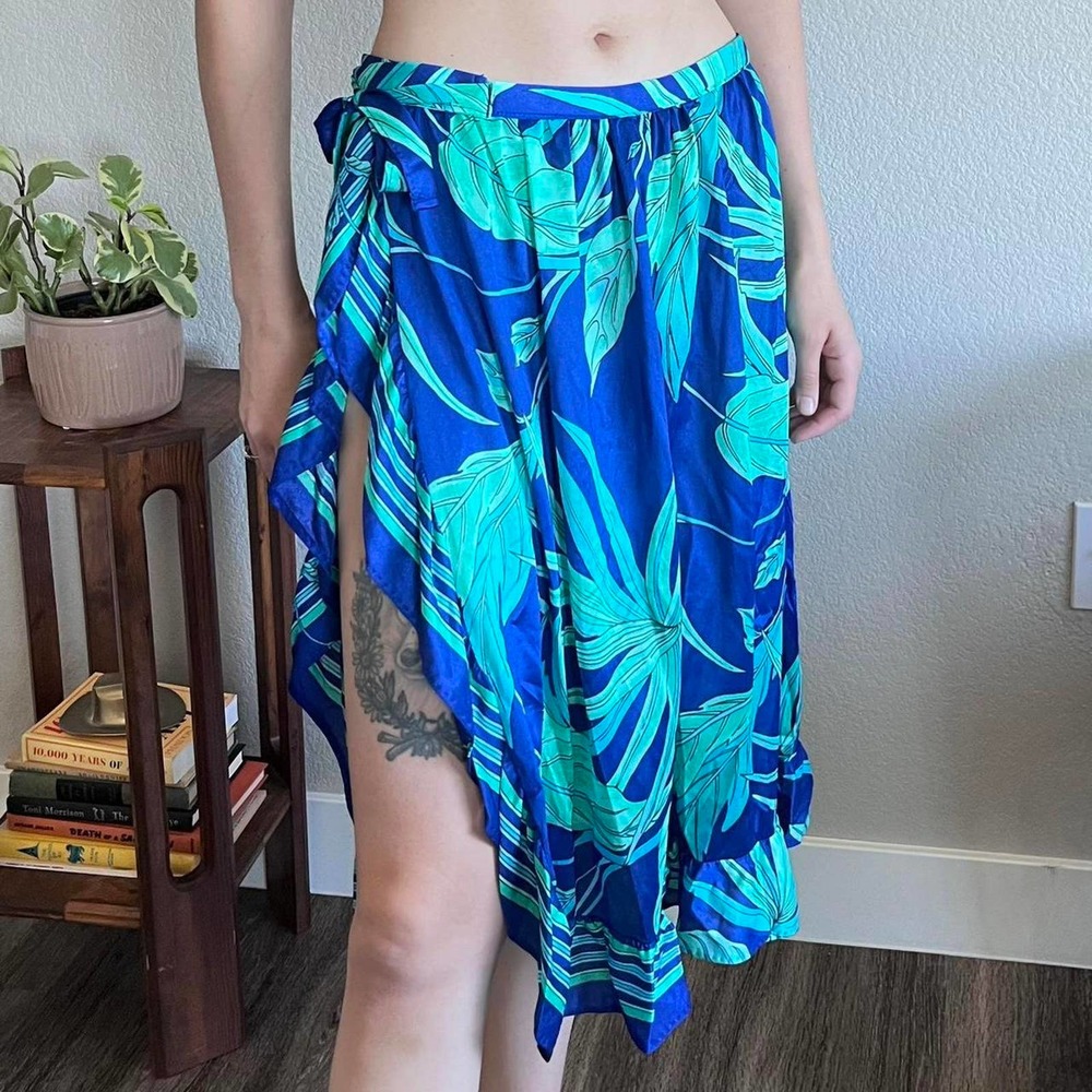 VTG 70S BLUE & GREEN FLORAL RUFFLE WRAP SKIRT W/ SLIT